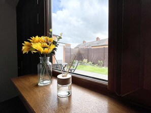 House | Garden - Comfy 3-bedroom House in Worksop (Worksop)