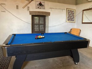 Game room - La Forge Les Chevilloux, Gîte in Agris (Agris)