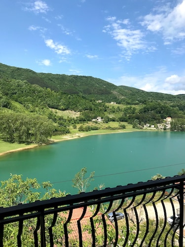 House on the lake Grandma Gio '