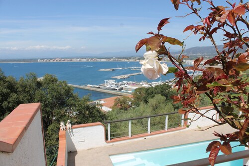 Agi Villa Poncella Casa à louer à Roses Gérone.