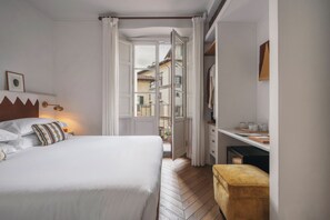 Classic-Zimmer | Minibar, Zimmersafe, Schreibtisch, Verdunkelungsvorhänge