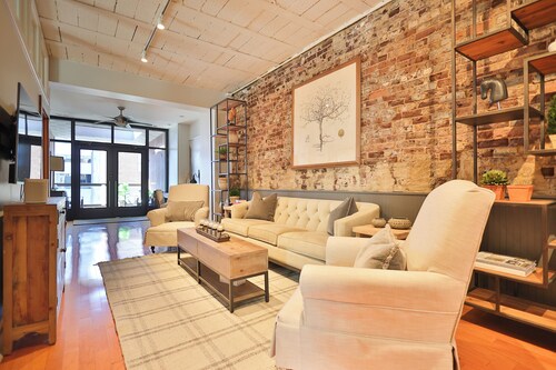 Friedman's Loft - The Ultimate Luxury Downtown Stay