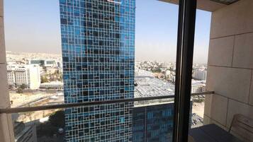 Deluxe Studio, Sky View | Teres/patio
