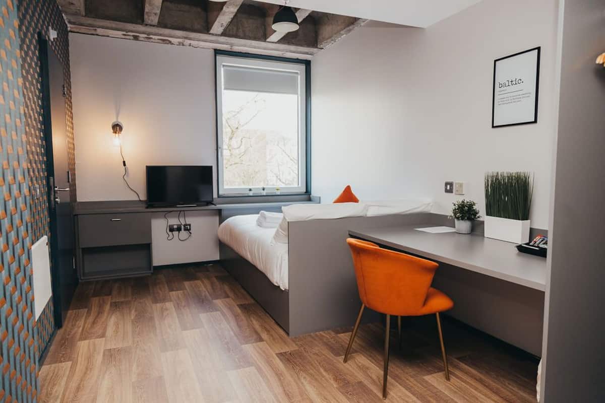 economy room | 1 bedroom, blackout curtains, free wifi, bed sheets