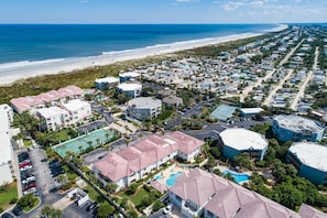 Condo (Montego Bay) | Exterior