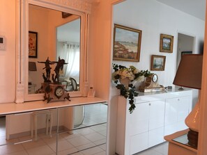 2 Schlafzimmer, Bügeleisen/Bügelbrett, kostenloses WLAN