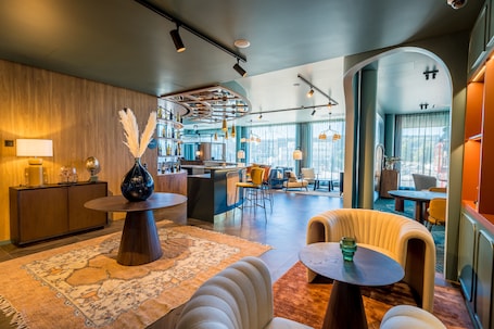 Lounge. Hotel D Bulle - La Gruyère
