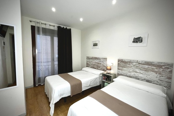 Superior Twin Room, Balcony
