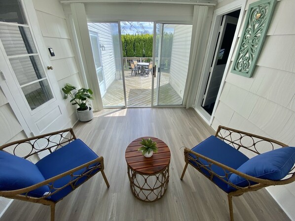 Interior - THE PRINCESS RANCH IS MODERN AND CENTRAL (Rochester)