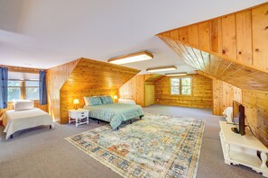 4 bedrooms, iron/ironing board, travel cot, free WiFi