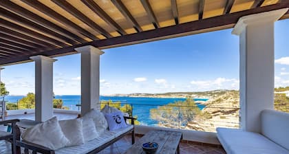 VILLA CALA VERA