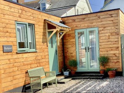 1 Bed Chalet in Bude - Parking & Wifi