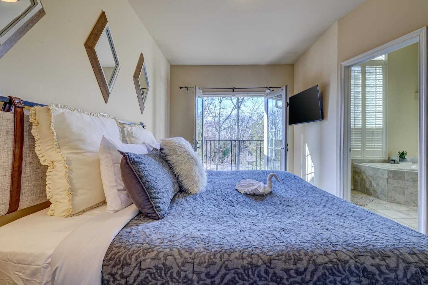 4 chambres, fer et planche à repasser, lit parapluie, Wi-Fi