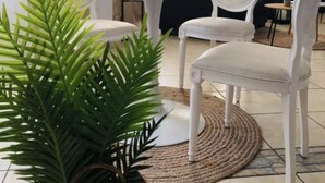 Living area - Rodini Beach Hotel (Patras)