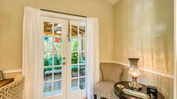 Cabin (Tin Shed Revival Cabin) | Exterior