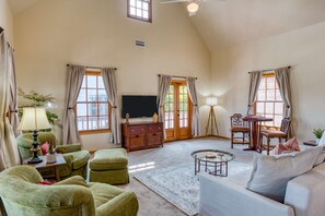 Apartment (64 Hypolita Street) | Exterior - 64 Hypolita Street (St. Augustine)