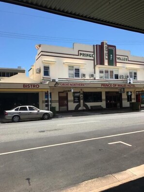 Exterior - Prince of Wales Hotel (Proserpine)