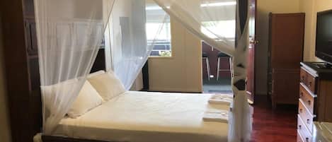 Standaard kamer, 1 queensize bed, gemeenschappelijke badkamer | Gratis wifi