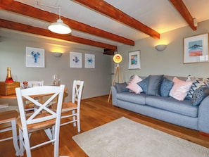 Cottage | Living area | Fireplace - 4 Trenhaile Terrace (Truro)