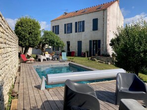 Piscine extérieure, piscine chauffée