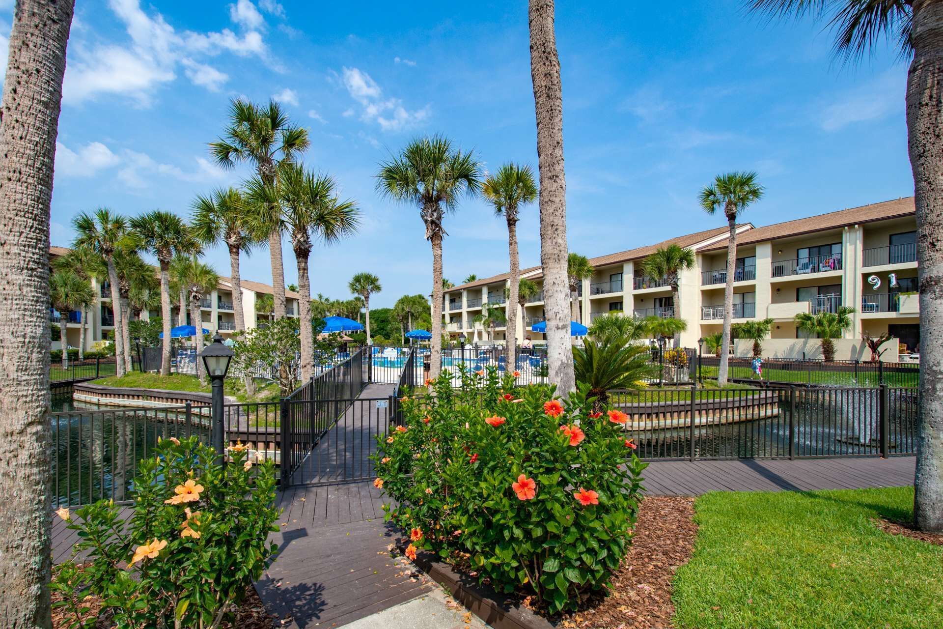 Condo (Ocean Villa's #76) | Exterior