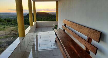 SERRA AZUL HOUSE. Site in the Serra da Canastra with beautiful views.