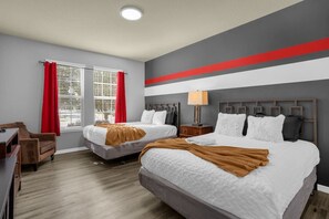 9 bedrooms, iron/ironing board, travel crib, free WiFi - Private Pool Villa • Free Wi-Fi • Gated Resort Near Disney Game Room (Kissimmee)