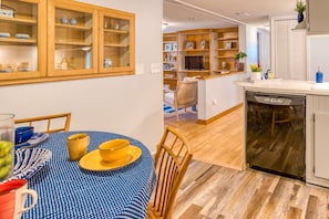 Maison (Sunset Canal Cottage) | Extérieur