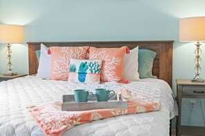 2 bedrooms, desk, iron/ironing board, travel cot - 1st floor Coastal Oasis w Pool, Beach Chairs, & Linens near Lewes & Restaurants (Lewes)