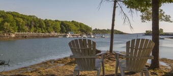 Luxury King Room with Parlor and Balcony