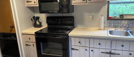 Microwave, oven, stovetop, coffee/tea maker