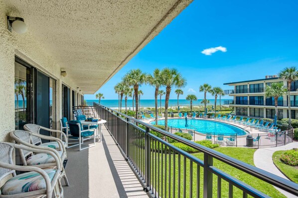 Condo (Grandma's Rest East) | Exterior