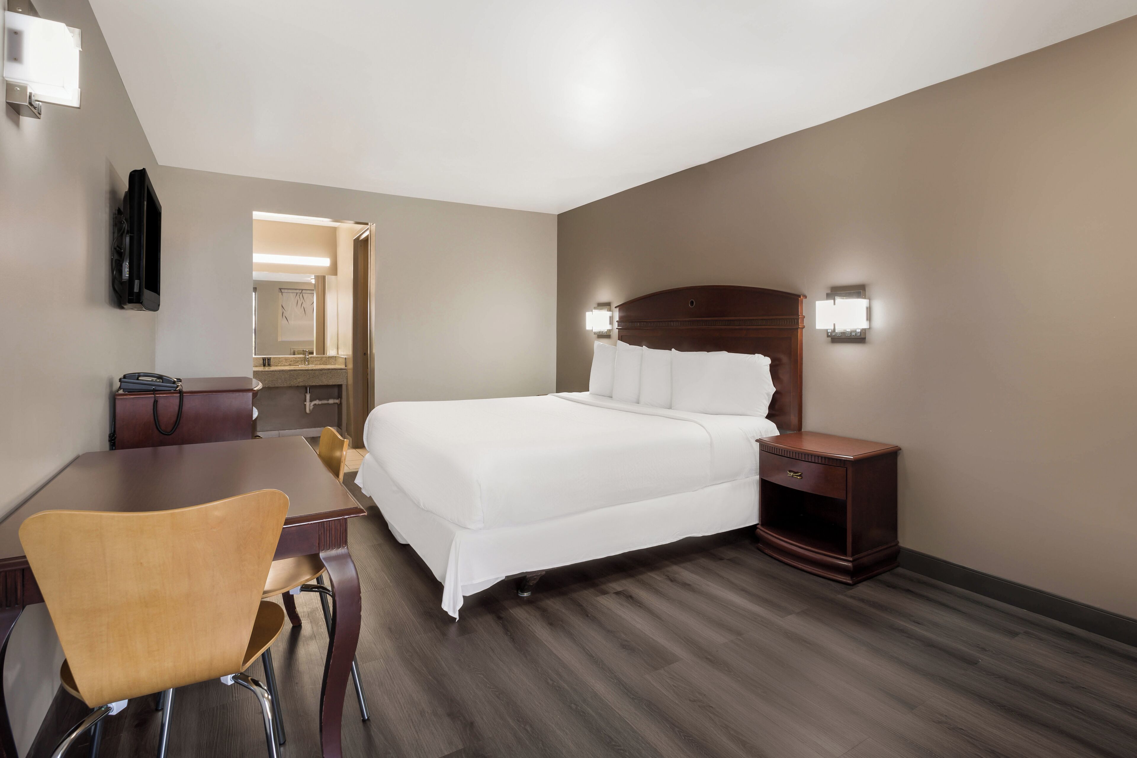 スタンダード シングルルーム | 遮光カーテン、WiFi (無料)、ベッドシーツ