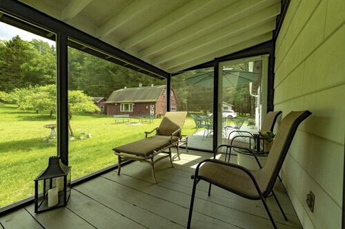 Catskill Gem! Four bedroom on 20 quiet acres