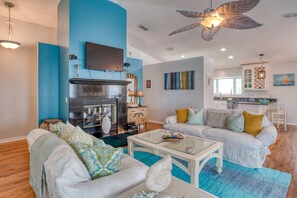 House (Chiquita Sun House) | Exterior