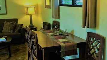 Traditional Cottage | Living area | TV