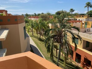 Property grounds - NEW! Walking distance to Boqueron ‘Poblado’, townhouse w/amazing views, sleeps 8 (Boqueron)