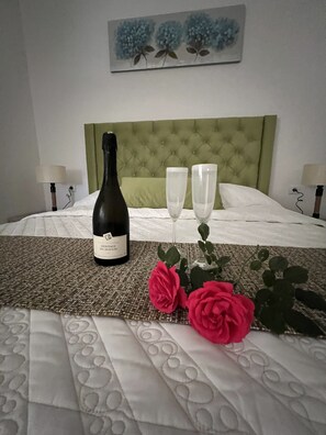 1 Schlafzimmer, Bügeleisen/Bügelbrett, WLAN