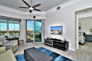 Smart TV, books, stereo - Beautiful Sunset views of Port Charlotte (Punta Gorda)