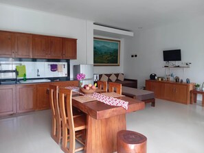 Interior - Just outside Ubud, peaceful 3BR Villa with rice field views. (Tampaksiring, Gianyar Regency)