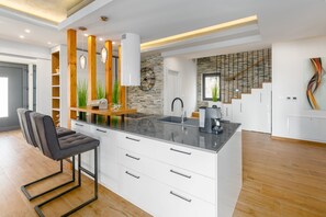 Interior - Oasis of peace, with wellness, playground, pool, barbecue (Mofardini)