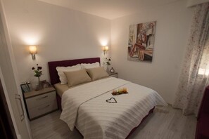 1 bedroom, iron/ironing board, WiFi