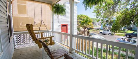 House (3 Bedrooms) | Property amenity