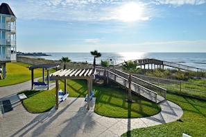 Condo (2 Bedrooms) | Property amenity - Pineapple Paradise by Ryson Vacation Rentals (Galveston)