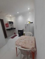 Standard Room, 1 Bedroom, Air conditioning | Private kitchen | Fridge, oven, coffee/tea maker, blender