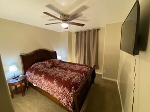 8 habitaciones, escritorio, tabla de planchar con plancha y wifi gratis 