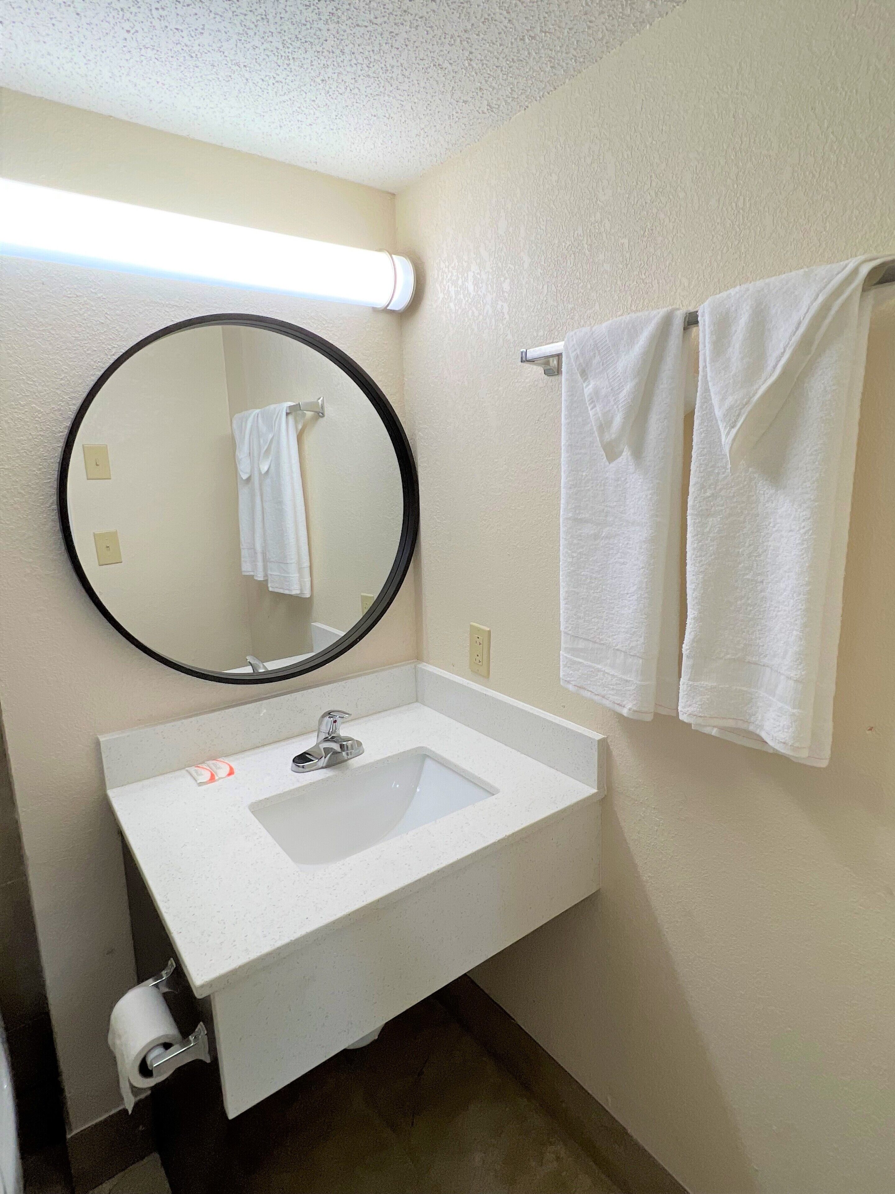 Shower, towels