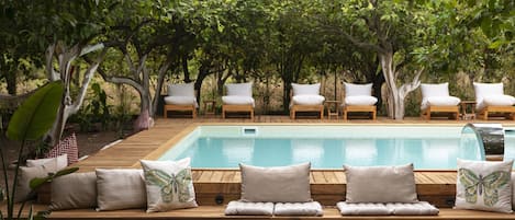 Seasonal outdoor pool