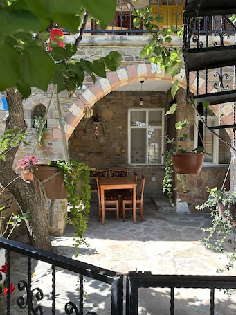 Terraza o patio. Vama Konuk Evi