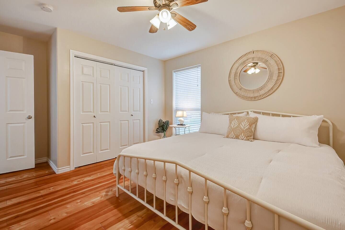 $99/night midweek rates Sept-Feb! | Sleeps 13!